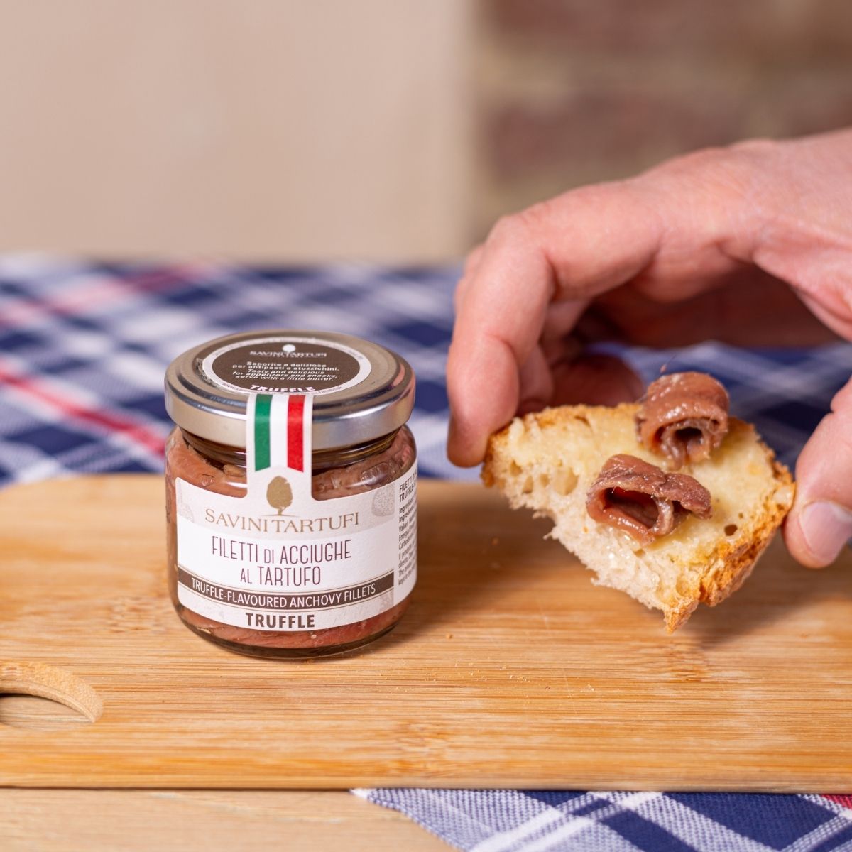 Filetti di acciughe al tartufo - immagine 2