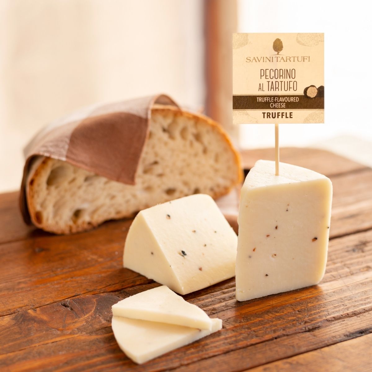 Truffle- flavored cheese with raw milk - Image 2