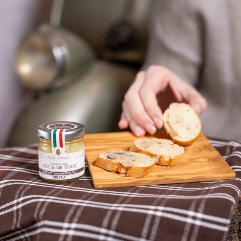 Condimento a base di burro con tartufo bianco